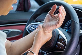 Driver with wrist pain